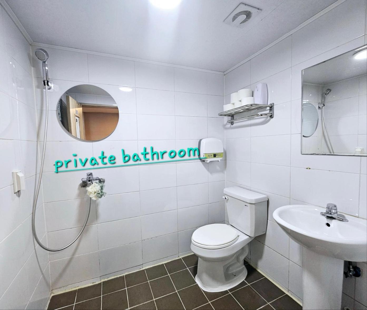 Hongdae Guest House Room#G#E#D#R#M Seoul Exterior photo